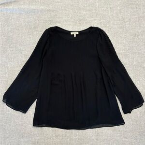 Max Studio Black Relaxed Blouse with Boxy Sleeves